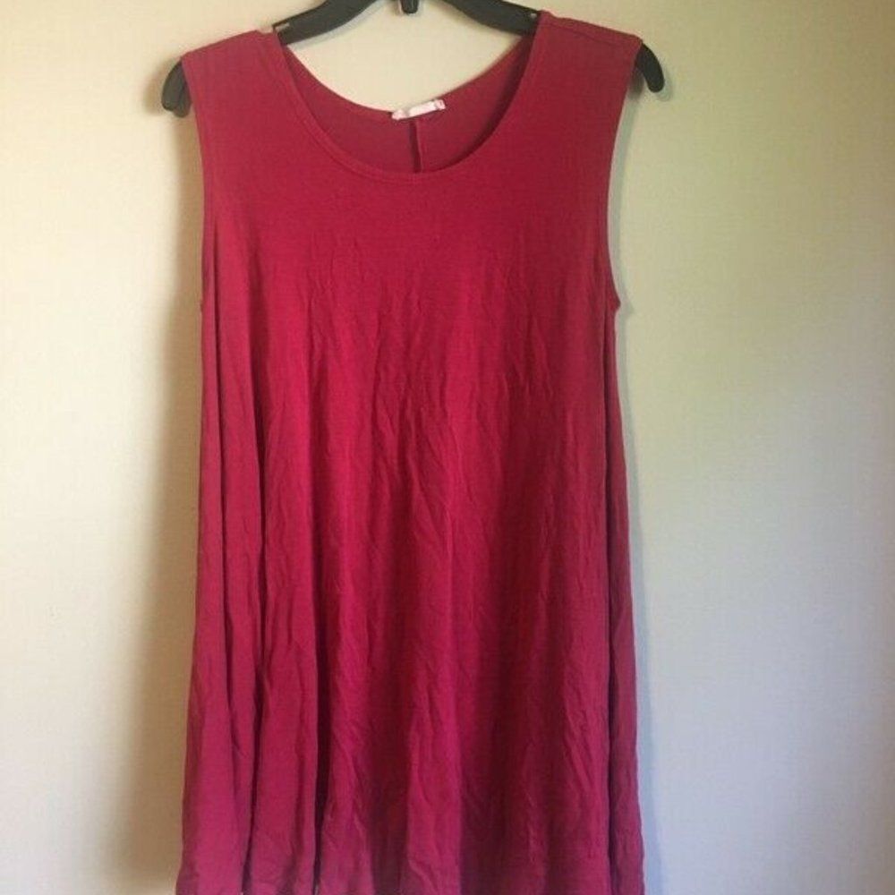 Tres Bien medium dark‎ red dress